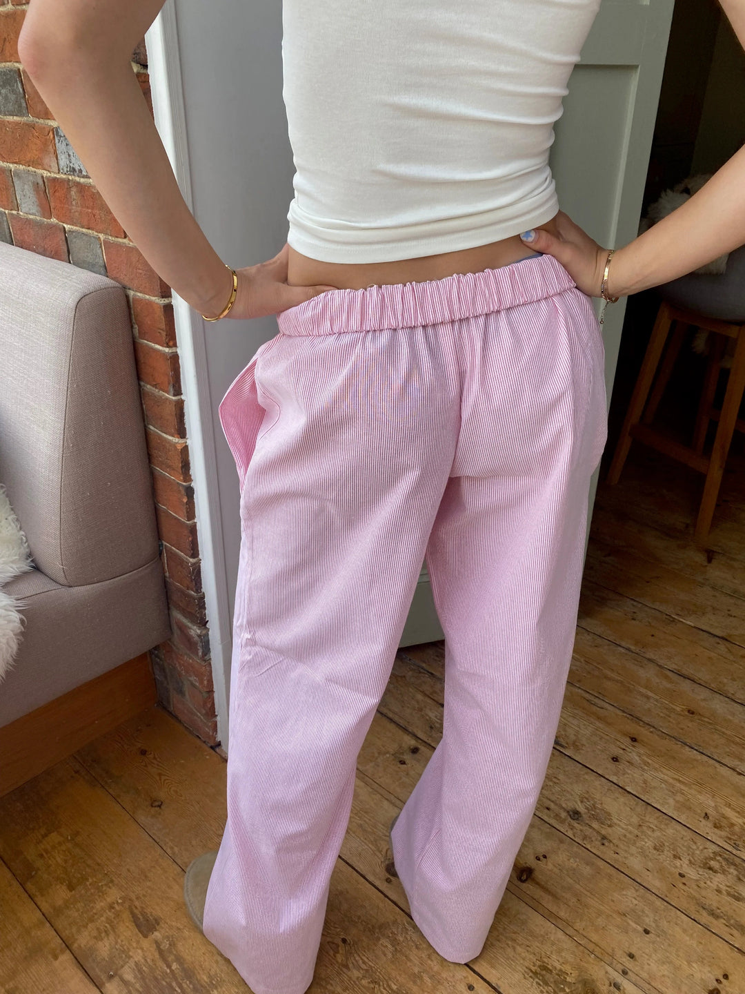 Lightweight relaxed fit lounge pants for women, perfect for spring, summer, or fall casual wear with pockets.