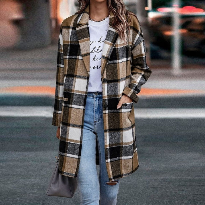Classic plaid women's overshirt jacket, ideal fall fashion outerwear. Cozy & stylish for everyday casual wear.