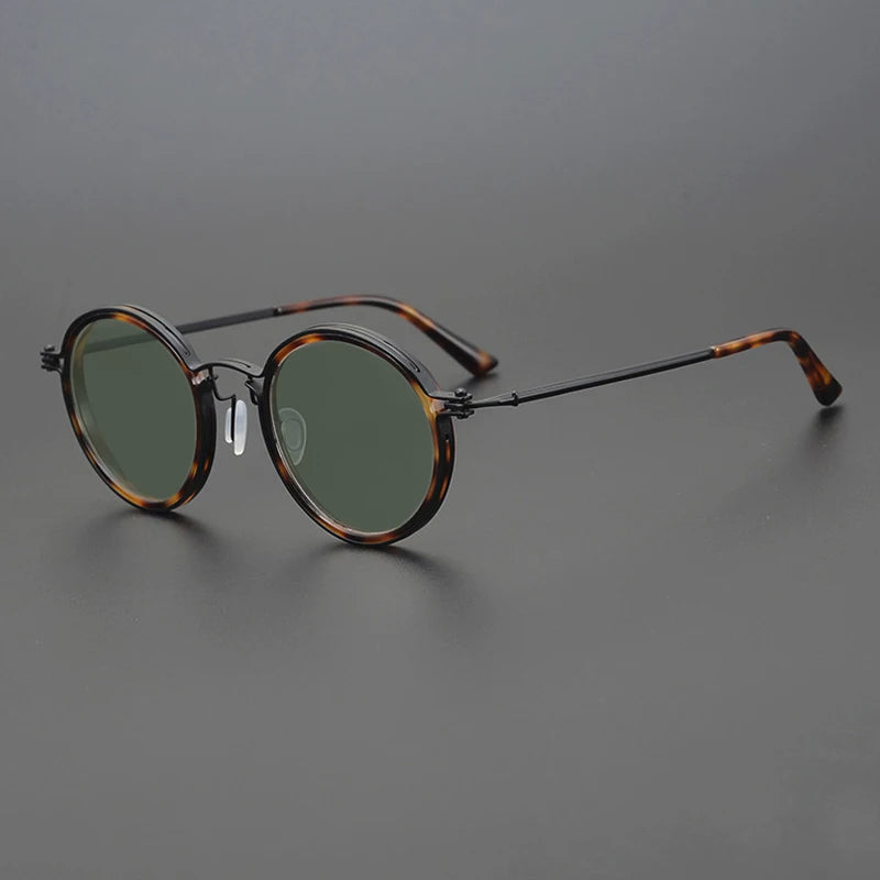 Outdoor unisex polarized sunglasses, metal frame, UV400 protection for clear vision & glare reduction.