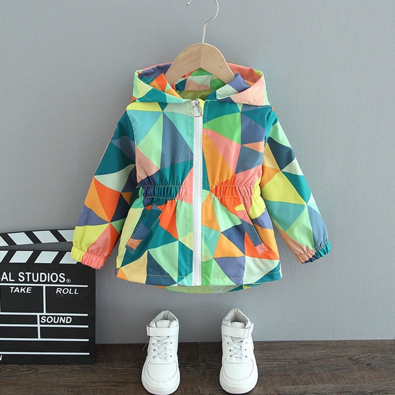 Kids' autumn/spring raincoat featuring a whimsical butterfly detail, keeping girls dry and stylish.