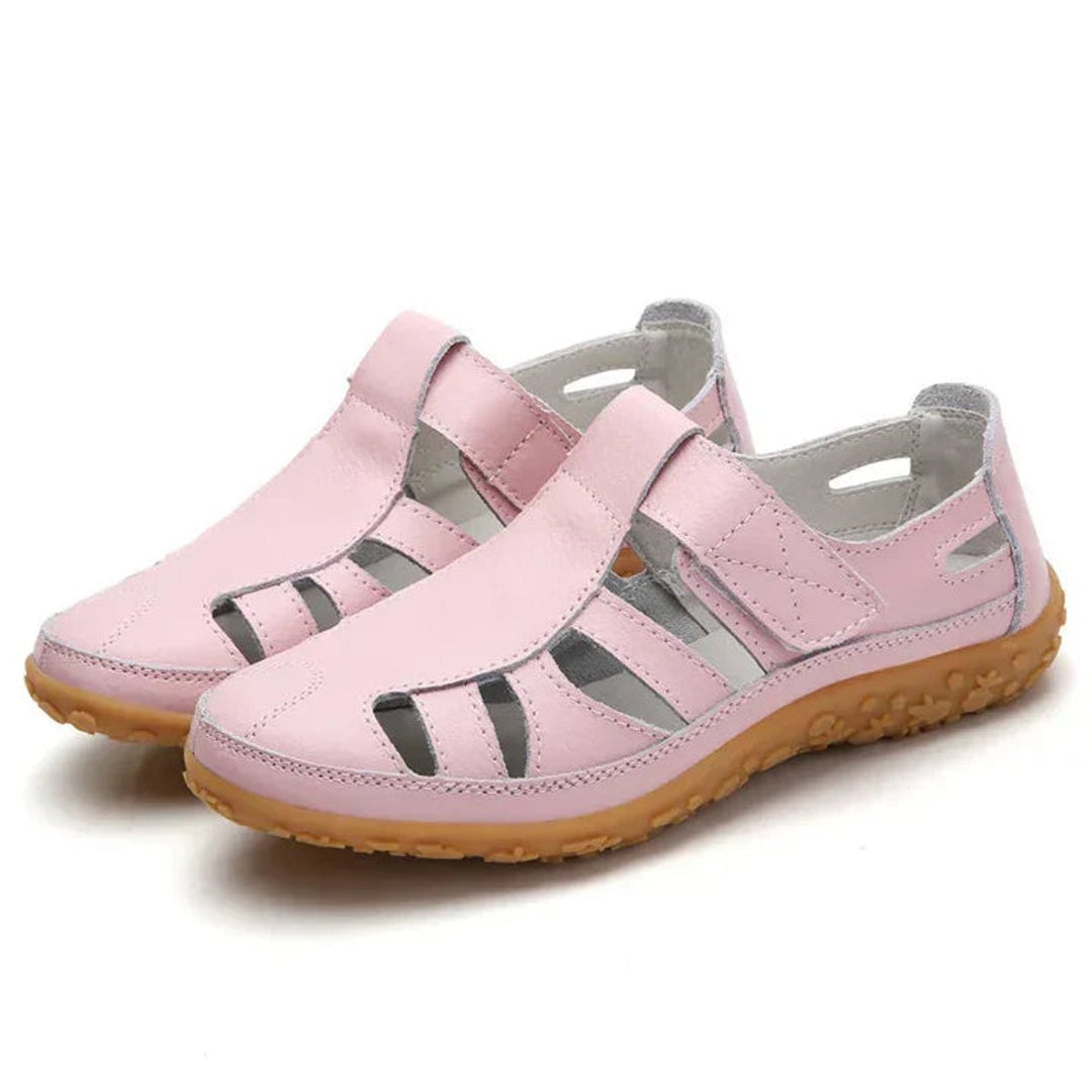 Professional women's closed-toe orthopedic shoes, offering arch support & all-day foot comfort.