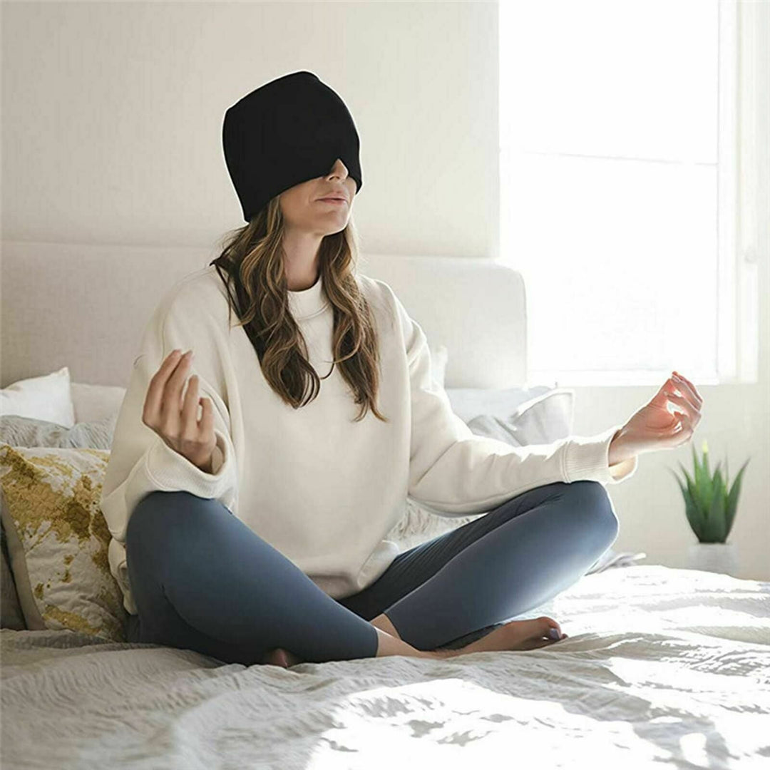 Ergonomic migraine cap, delivers both hot and cold therapy for ultimate pain relief.