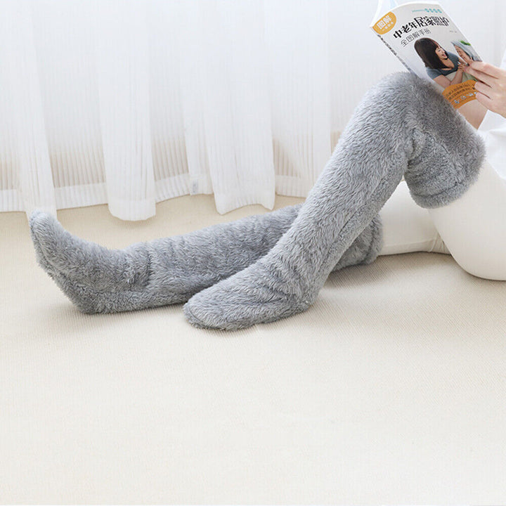 Women's cozy winter high socks, perfect for warmth and comfort in cold weather.
