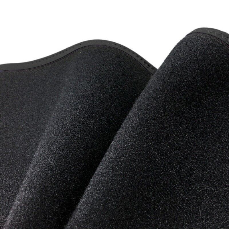 Durable & adjustable thigh support for targeted compression, perfect for workouts & leg rehabilitation.