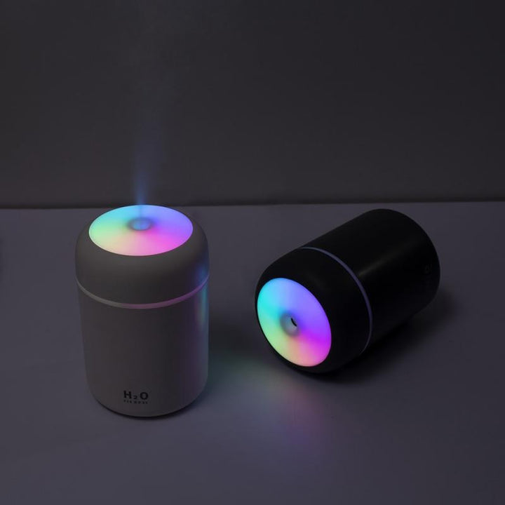 Smart portable humidifier, promoting wellness and reducing dryness in your personal space.