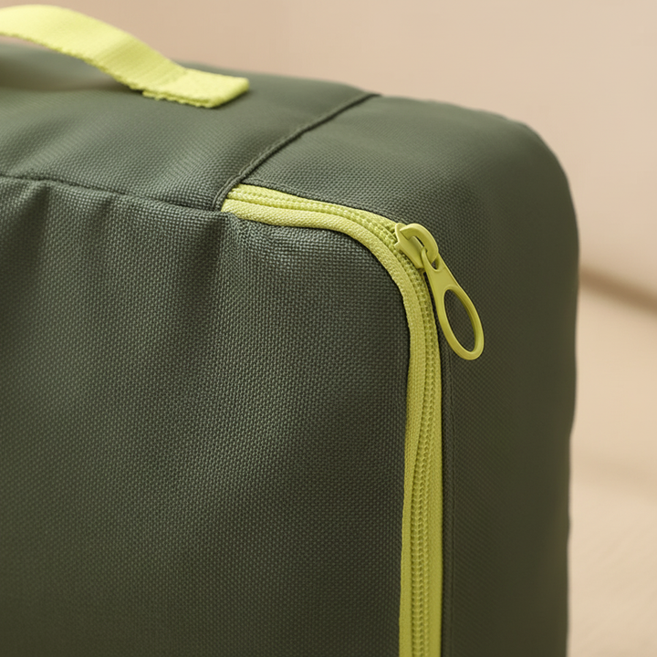 Simplify vacation packing with this 7-pc unisex travel packing cube organizer set for efficient luggage storage.