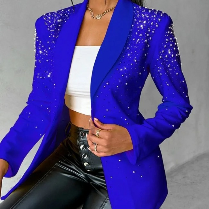 Chic Amara women's blazer: a slim-fit design with elegant pearl details, perfect for stylish workwear.