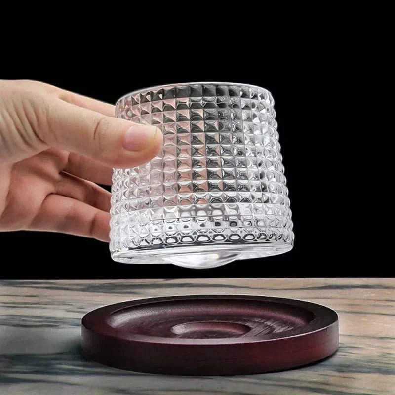 Exquisite Japanese Edo spinning whiskey glasses. Premium glassware & drinkware.