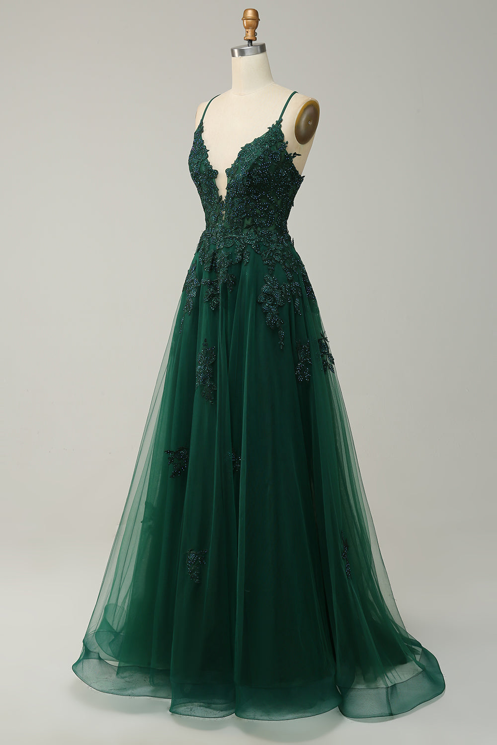 Long A-line gala dress, a beautiful and elegant option for special occasions.