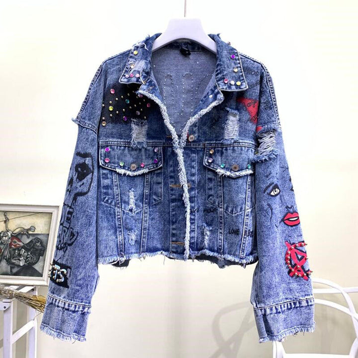 Chic women's casual jacket, ideal for versatile layering. Everyday stylish outerwear, a must-have for ladies fashion.
