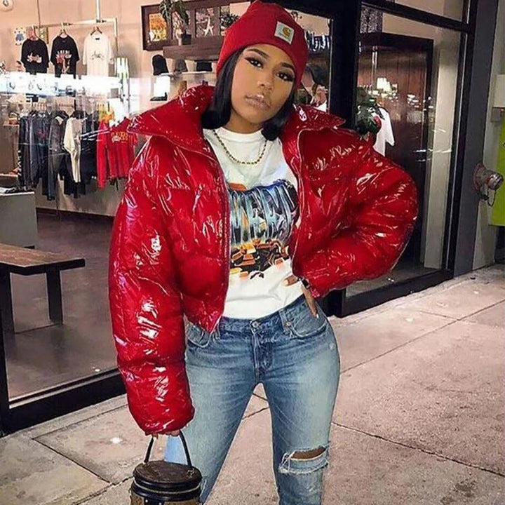 Warm & stylish women's puffer bomber, perfect for trendy winter fashion.