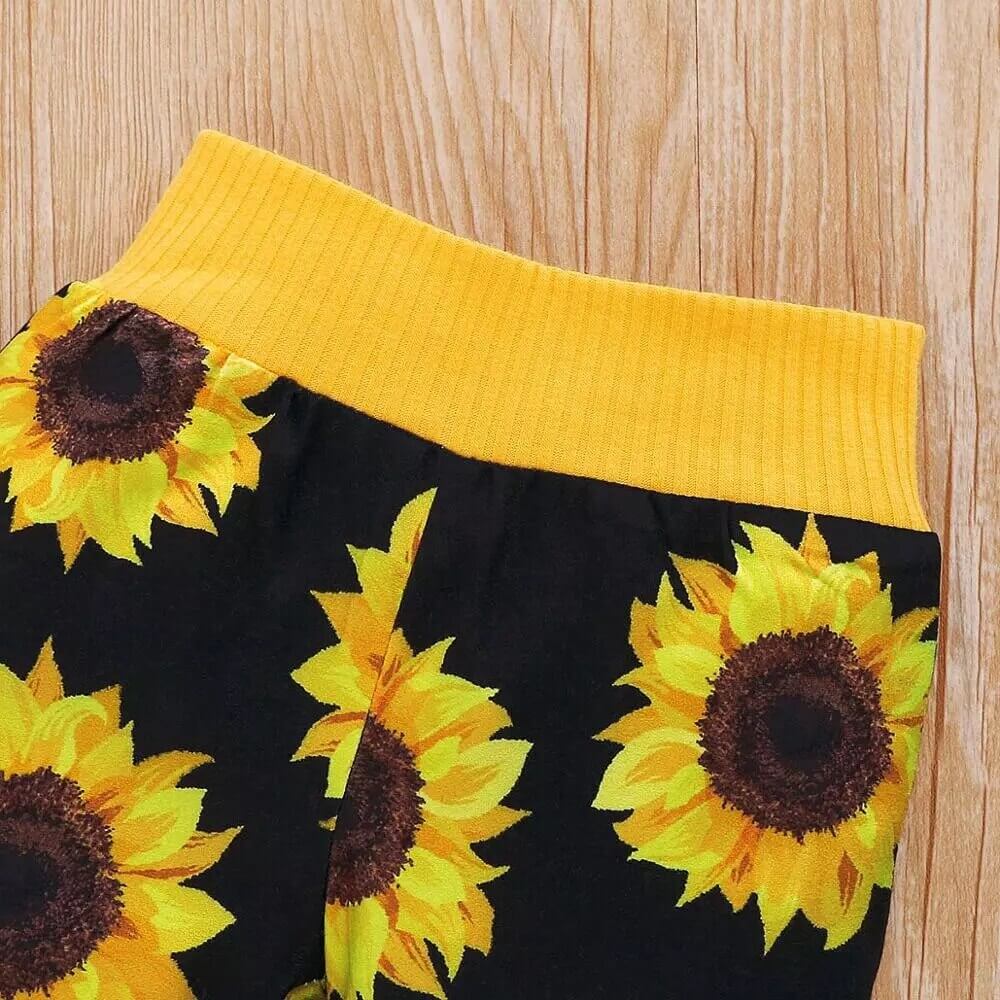 Versatile spring baby outfit: 2-piece long-sleeve sunflower set for baby girls.