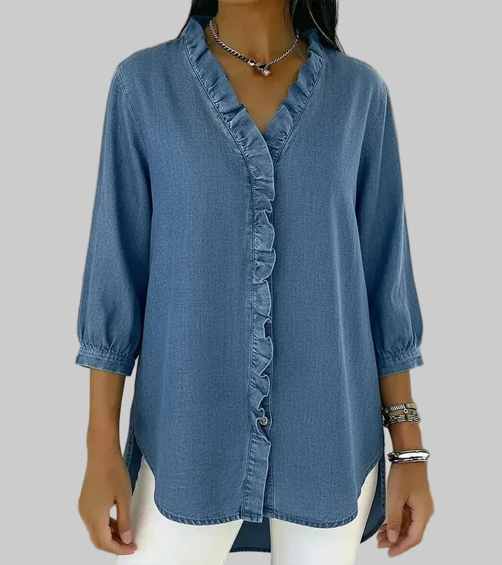 Effortless women's V-neck ruffle shirt, a casual chic flowy blouse with 3/4 sleeves.