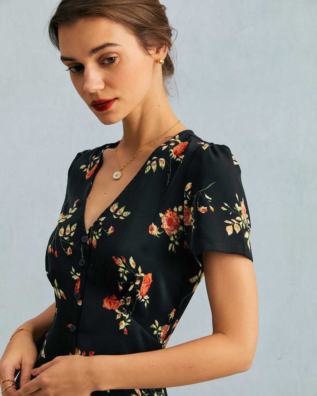 Elegant women's floral print V-neck maxi dress with short sleeves. Ideal for summer fashion & occasion wear.