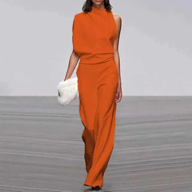 Women's flowy summer jumpsuit, sleeveless & wide-leg for ultimate comfort. Perfect for casual wear or vacation.