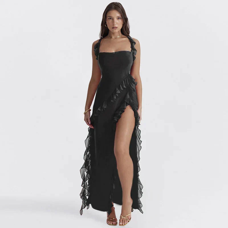 Trendy women's summer maxi dress with ruffles, ideal for parties or romantic evenings. Elegant, loose fit, and flowy.