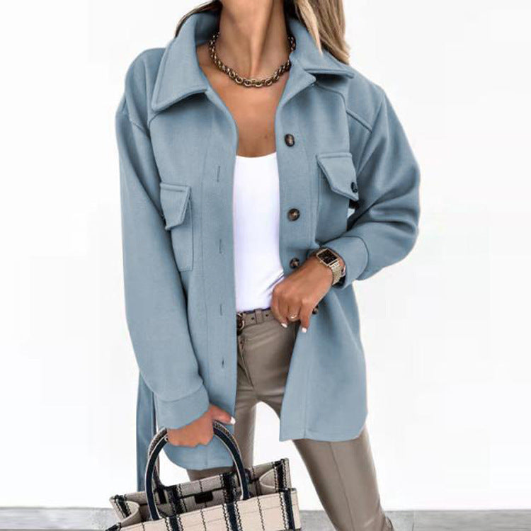 Everyday Elara women's windbreaker jacket. Stylish, lightweight and comfortable outerwear for versatile use.