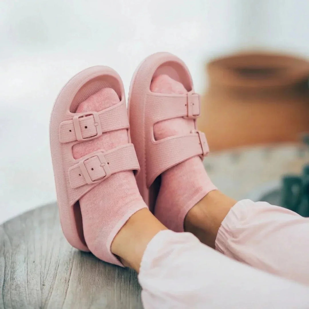 Men's comfort orthopedic slides, arch support for everyday casual wear.