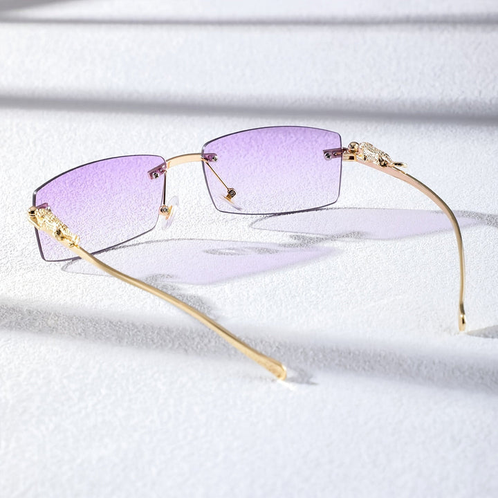 Fashionable men's vintage eyewear, square anti-glare sunglasses, a must-have stylish accessory.