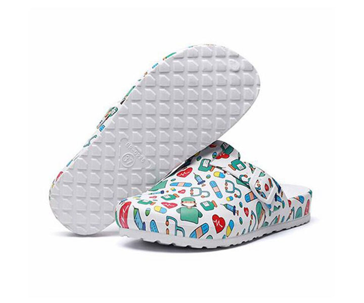 Comfortable women's clogs, waterproof design, perfect for long shifts & easy cleaning.