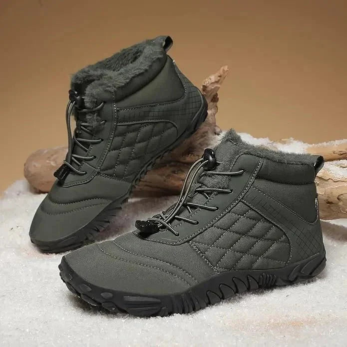 Stylish unisex warm winter boots, perfect snow boots for cold weather outdoor fun.