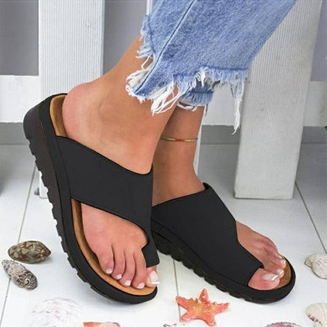 Everyday women's orthopedic sandals. Offers bunion relief, arch support, & adjustable straps for comfortable walking.